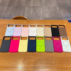 เคสโทรศัพท์ซิลิโคนแบบชาร์จไร้สาย 17 Pro Max แม่เหล็กแท้ อุปกรณ์เสริมโทรศัพท์ซิลิโคนสำหรับ iPhone 17 Air 16 Plus 15 14 13 Pro - Product Image 4