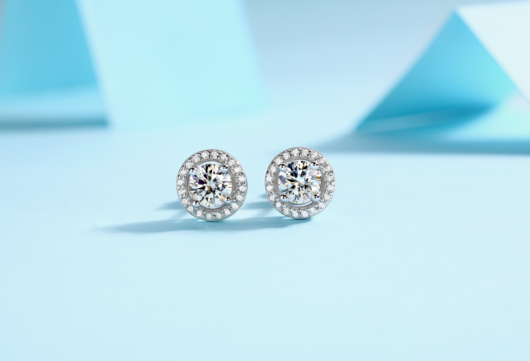 E9373-Luxury round bag stud earrings/0.5Carat  Moissanite
