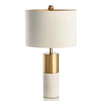 Lampe de table postmoderne en verre, style simple et élégant, avec tige dorée, pour chambre à coucher, design de créateur