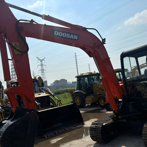 Excavatrice d'occasion Doosan DH55, excavatrice sur chenilles à bas prix, 5,5 tonnes, excavatrice Doosan d'occasion pas chère pour l'agriculture, avec certifications CE et EPA. - Product Image 3