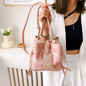 2026 New Trend Design Women's Bucket Bag High Quality Simple Texture Bucket Type Crossbody Bag - Product Image 4