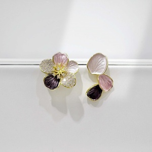 custom 925 plata sterling <b>silver</b> Flower <b>Stud</b> <b>Earring</b> wholesale summer enamel gold plated Everyday Wear dainty bridal <b>earrings</b> - Product Image 2