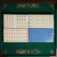 Vente en gros d'un ensemble de mahjong américain moderne personnalisé avec des pions semi-transparents bleu clair, rouge, violet, rose, en acrylique à quatre couches, 160 pièces