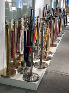 Palo di Delimitazione in Acciaio Inossidabile Dorato Resistente con <span class=keywords><strong>Base</strong></span> a Cupola e Diametro di 320mm per Spazi Interni di Lusso - Product Image 6