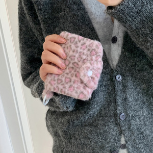 Monedero de Felpa Versátil con Estampado de Leopardo, Cartera Portátil para Estudiantes, Bolsa para Tarjetas Bancarias con Hebilla, Bolsa para Auriculares, Logotipo Personalizado - Product Image 5