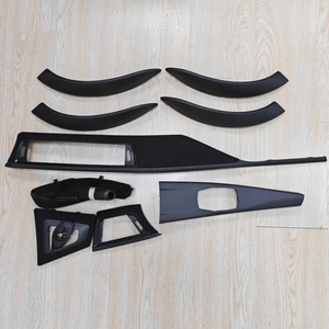 Kit de garnitures intérieures de voiture en fibre de carbone brillante et mate (10 pièces) pour <span class=keywords><strong>BMW</strong></span> Série 3 et 4, 3GT, F30, F32, F33, F35, F36, F82 (pour conduite à gauche) - Product Image 2