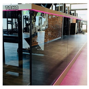 Lan Can Lan Can Bằng Kính Hình Chữ U Theo Yêu Cầu TAKA Đế Nhôm Hình Chữ U - Product Image 4