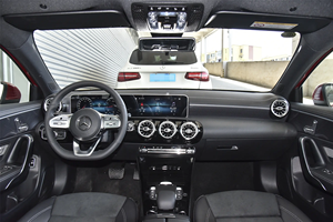 <span class=keywords><strong>รถ</strong></span>ยนต์มือสอง เบนซ์ A-Class ปี 2020 รุ่นปรับโฉม A200 L ยูโร 6 สปอร์ตซีดาน พวงมาลัยซ้าย เทอร์โบ ความเร็วสูงสุด 230 กม./ชม. - Product Image 4