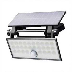 Lampe Solaire LED Extérieure 200W avec Détecteur de Mouvement et Télécommande, Étanche IP65, PC 5000K Haute Luminosité, Alimentation par Panneau Solaire - Product Image 3