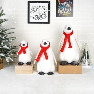 Modèle d'oiseau polaire simulé en mousse floquée pour décorations de Noël, aménagement de comptoirs de magasin et vitrines - Product Image 2
