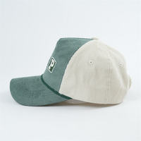 Gorras Trucker de 5 Paneles de Pana Dobby con Patrón de Puntos, Unisex, con Cierre a Presión y Malla, Color Beige en Malla y Visera