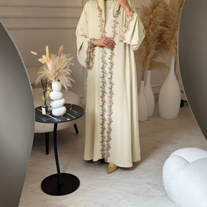 Zifeng OEM 2025 유행 이슬람 중동 아라비아 우아한 레이스 밝은 실크 자수 롱 스커트 가운 Abaya - Product Image 4