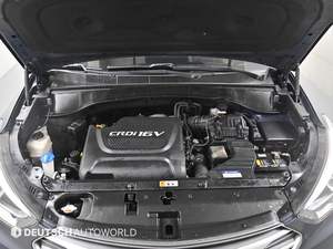 Hyundai Santa Fe Diesel Automatique SUV CRDi Moteur Turbo Transmission intégrale 4x4 Option 7 places Voiture familiale fiable Excellent état 2015/2016 - Product Image 5