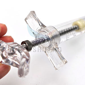 Vendita calda di siringhe <span class=keywords><strong>per</strong></span> alimenti <span class=keywords><strong>per</strong></span> alimenti <span class=keywords><strong>per</strong></span> pappagallo <span class=keywords><strong>per</strong></span> uccellino 10ml 20ml capacità di iniezione siringa - Product Image 2