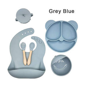 Ensemble d'alimentation pour bébé en silicone en forme d'ours, assiette à ventouse divisée, bavoir, bol, cuillère, fourchette - Product Image 4
