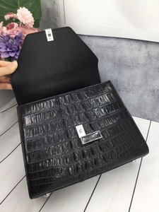 Sac à main en cuir de crocodile noir - poignée unique - sac bandoulière convertible pour femme - pour usage quotidien - Product Image 6