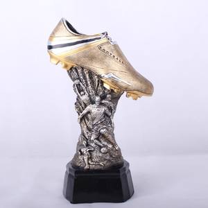 Trofeo Personalizado para Partidos de Fútbol Estilo Retro Europeo Golden Boot Award Outstanding Striker Football Trophy Top Goleador - Product Image 2