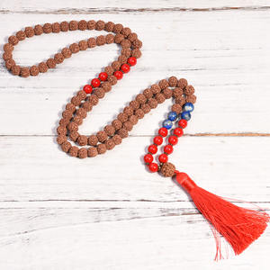 Colliers Mala Rudraksha à pampilles nouées à la main, 108, soulagement de l'anxiété, respiration, méditation, collier de perles en bois, vente en gros - Product Image 3