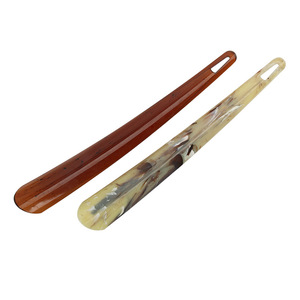 Horn Shoehorn Ergonomic Wearing <b>Shoes</b> Aid <b>For</b> <b>Elderly</b> And Pregnant Women - Product Image 2