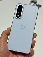 Oneplus Ace 5 Ultra 6.83'' 1.5K 144Hz Amoled Dimensity 9400+ Octa Core 6700mAh Batterie 100W Charge Rapide Smartphone de Jeu 5G