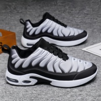 Nouvelles chaussures de sport pour hommes, confortables, à semelle épaisse, pour la course en plein air, dessus en toile, semelle extérieure en caoutchouc, tendance