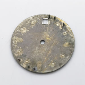 Esfera de reloj con movimiento NH35 personalizada, nuevo estilo, reloj de latón de 28,5mm, lados negros y verdes con combinación única de colores negros y verdes - Product Image 3