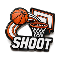 En gros, Pin's de revers en émail souple sur le thème du basketball, avec motifs 'SHOOT GAME PLAY HARD', 'Sports', 'Équipe', 'Cadeau', 'Souvenir', et broche en métal personnalisée