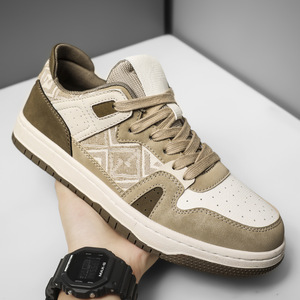Men's Retro Color-<b>block</b> Low-top Sneakers 2026 Spring New Fashion Casual Shoes - Product Image 1