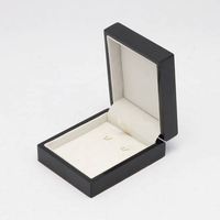 Boîte en bois personnalisée d'usine en Chine, coffret à bijoux classique noir brillant en bois pour cadeau
