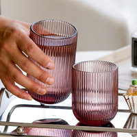 Verre à eau décoratif coloré à nervures cannelées, style vintage, pour la maison, la table, le bar et les services de restauration