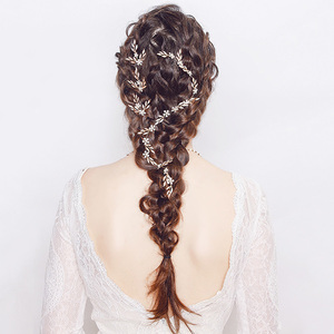 3pcs/set Offre Spéciale Accessoires de <span class=keywords><strong>cheveux</strong></span> de <span class=keywords><strong>mariage</strong></span> <span class=keywords><strong>Épingle</strong></span>s <span class=keywords><strong>à</strong></span> <span class=keywords><strong>cheveux</strong></span> en alliage en forme de U pour femmes Coiffes en strass <span class=keywords><strong>Épingle</strong></span>s <span class=keywords><strong>à</strong></span> <span class=keywords><strong>cheveux</strong></span> en feuille de métal - Product Image 6
