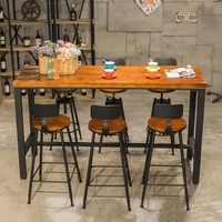 Ensemble table et tabourets de bar modernes à hauteur réglable, design mural étroit et oblong, plateau en bois, usage commercial, hôtel 2