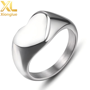 Bague en acier inoxydable 316, or 18 carats, argent, noir, gravée avec un nom ou un logo, bijoux personnalisés - Product Image 1