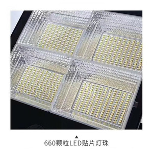 Reflector Solar Poplor de 120W LED IP67 con Control Remoto para Iluminación Exterior - Product Image 3