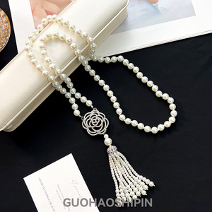 Fashionable Pearl Necklace Rose Pendant Long Sweater Chain High End Alloy Gift Accessory - Product Image 1