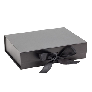 High Quality <b>Paper</b> <b>Box</b> Custom Clothing Packaging Luxury Black Cardboard <b>Paper</b> Packaging <b>Box</b> - Product Image 6