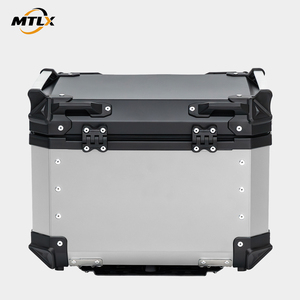 45L Aluminium Alloy Motorfiets Achterkoffer Beschikbaar OEM ODM Merkgravure Dubbele Beveiligingslot Waterdichte Achteropbergkoffer - Product Image 4