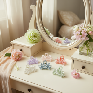 Pince à cheveux à griffes en forme de double fleur de frangipanier blanche, 2 par couleur, boîte de 600 pièces - Product Image 2