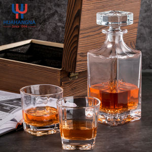 Abd depo stok kare 25Oz cam viski likör dekanter seti 2 gözlük ile ahşap hediye kutusu erkekler için baba Coworkers - Product Image 5