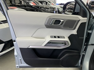 Titan 3 2025, SUV Eléctrico 4x4, 310kW de Potencia, 501km de Autonomía, Carga Inalámbrica, Apto para Mercados Globales - Product Image 6