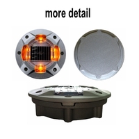 Borne de signalisation routière solaire à quatre faces en aluminium et plastique, avec lumière LED réfléchissante prismatique haute intensité, protection IP68 pour avertissement de circulation