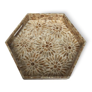 Terrific Design Moderne Sculpté Mère Perle Plateau De Service Vadrouille Bouilloire Hexagonal Laque Shell Revêtement Rotin Tabouret Maison Salon - Product Image 3