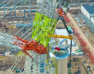 Chine Top marque 800 tonnes grue sur chenilles ZCC11800 grue sur chenilles <span class=keywords><strong>à</strong></span> flèche en treillis <span class=keywords><strong>à</strong></span> <span class=keywords><strong>vendre</strong></span> pour <span class=keywords><strong>éolienne</strong></span> - Product Image 6