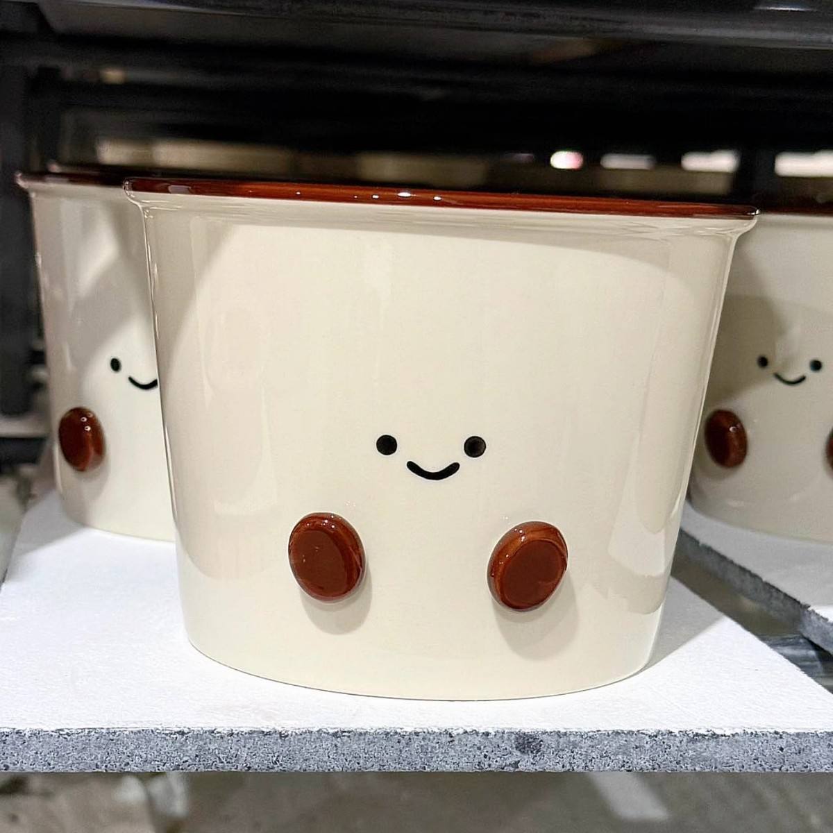 Cocoa beans - instant noodle bucket