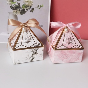 กล่องใส่ขนมงานแต่งงานทำจากกระดาษสไตล์โรแมนติก - Product Image 5