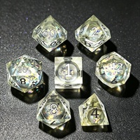 Ensemble de dés en résine liquide à bords tranchants personnalisables de 7 pièces, dés polyédriques à paillettes arc-en-ciel pour les jeux de société Dungeons & Dragons