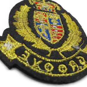 Vendita all'ingrosso accessori distintivo 3D <span class=keywords><strong>Patch</strong></span> di ricamo con lettera personalizzata Logo dettagli per accessori di abbigliamento - Product Image 2