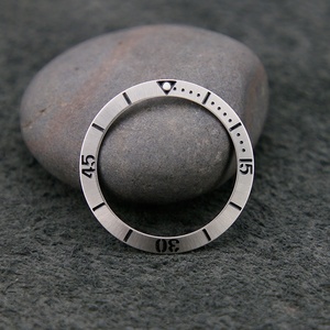 Nouvel insert de lunette inclinée de 38 mm en acier inoxydable 316L brossé pour montres SKX007 - Product Image 1