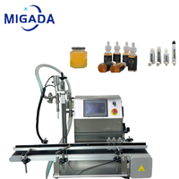 Machine de remplissage automatique entièrement électrique de table pour miel, sauces, confitures et pâtes épaisses en bouteilles et bocaux en verre avec pompe à engrenages