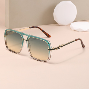 Gafas de Sol Vintage de Lujo con Marco Metálico Cuadrado, Diseño de Marca, Logotipo Personalizado, <span class=keywords><strong>Moda</strong></span> Vintage, Novedad 2026, Venta al Por Mayor - Product Image 1